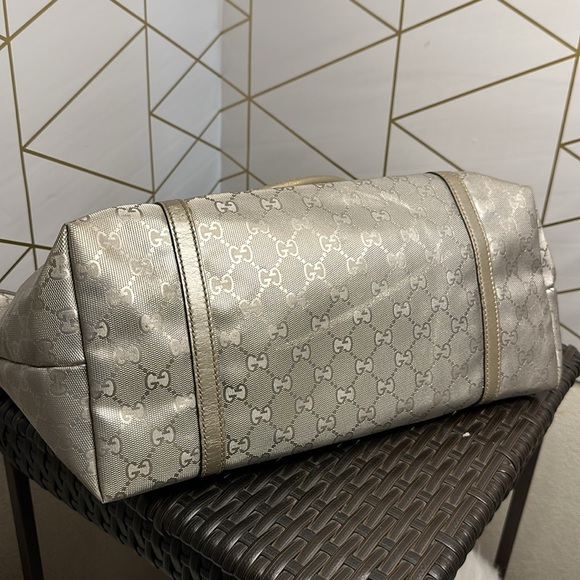 💯Authentic Gucci Tote Handbag 🍀 - Picture 6 of 17